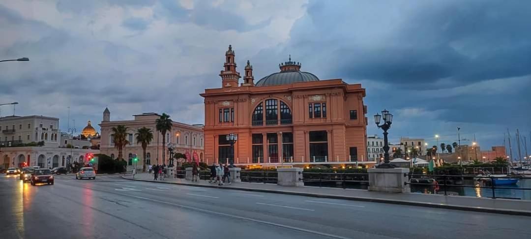 Giglio Rosso Bed & Breakfast Bari Exterior photo